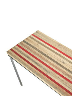 3 Red Lines Table